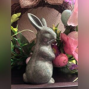 Bullseyes Ceramic Glaze Bunny
Green